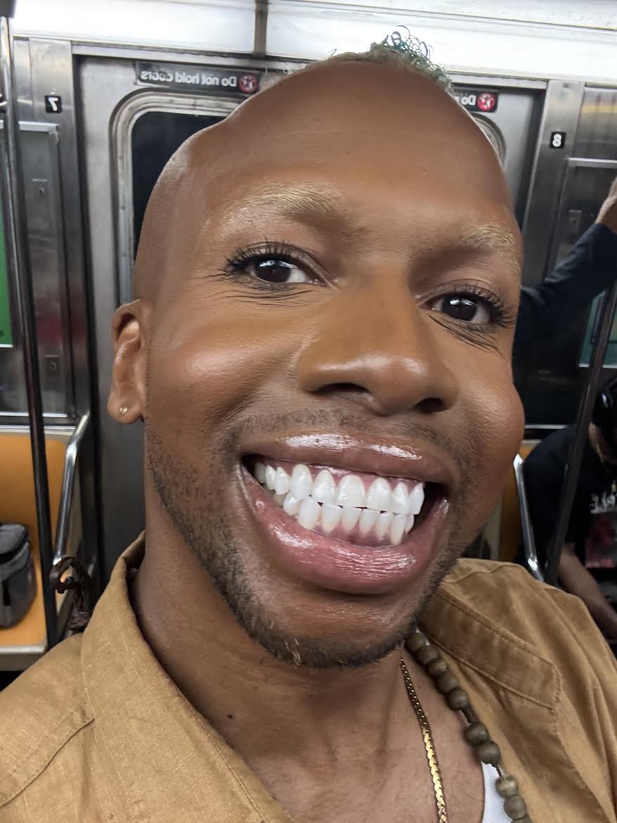 The MODAH Smile Whitening Pen™