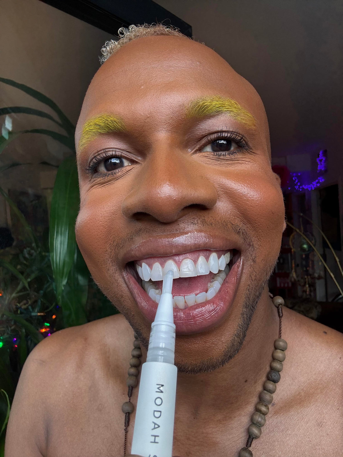 The MODAH Smile Whitening Pen™